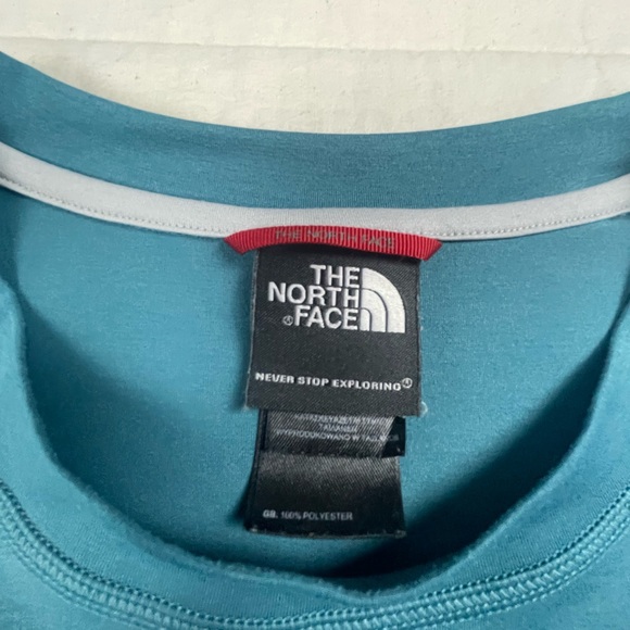 The North Face Men's Blue Short Sleeve Performance Shirt XXL - Picture 2 of 10